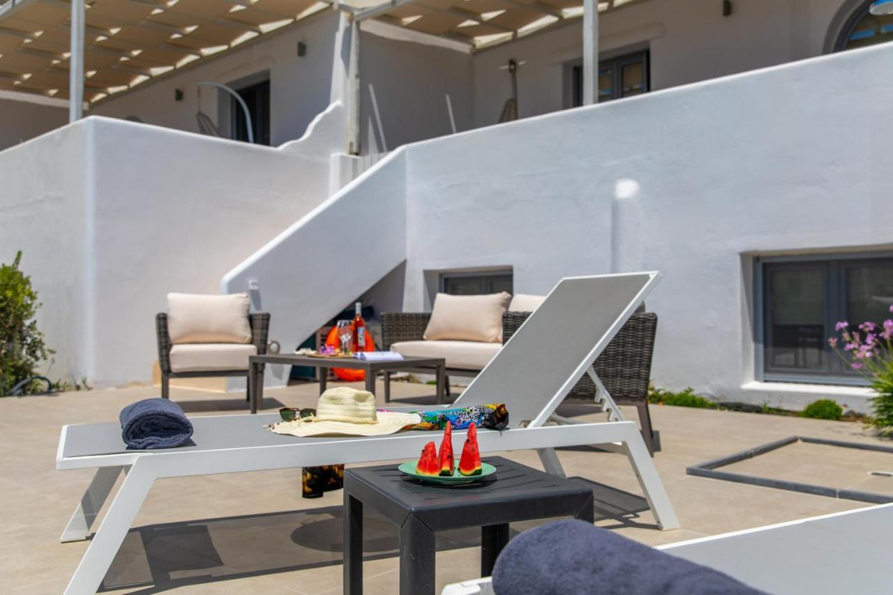 Salinus Beachfront Private Pool Villas Plaka  Exterior photo
