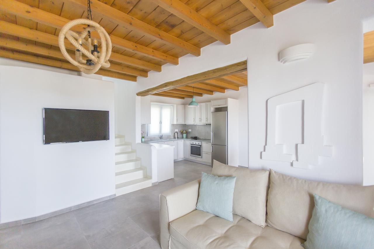 Salinus Beachfront Private Pool Villas Plaka  Exterior photo