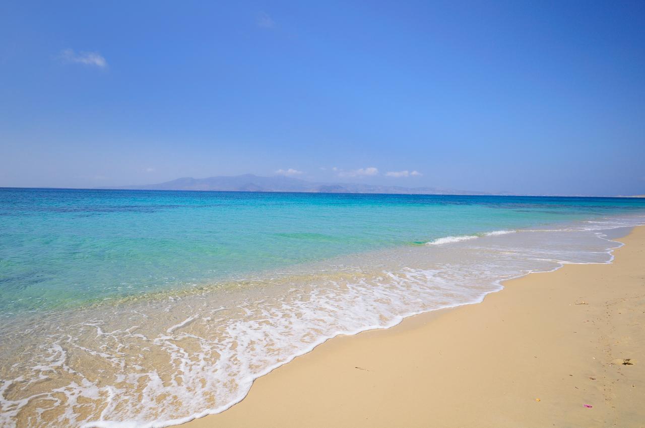 Salinus Beachfront Private Pool Villas Plaka  Exterior photo