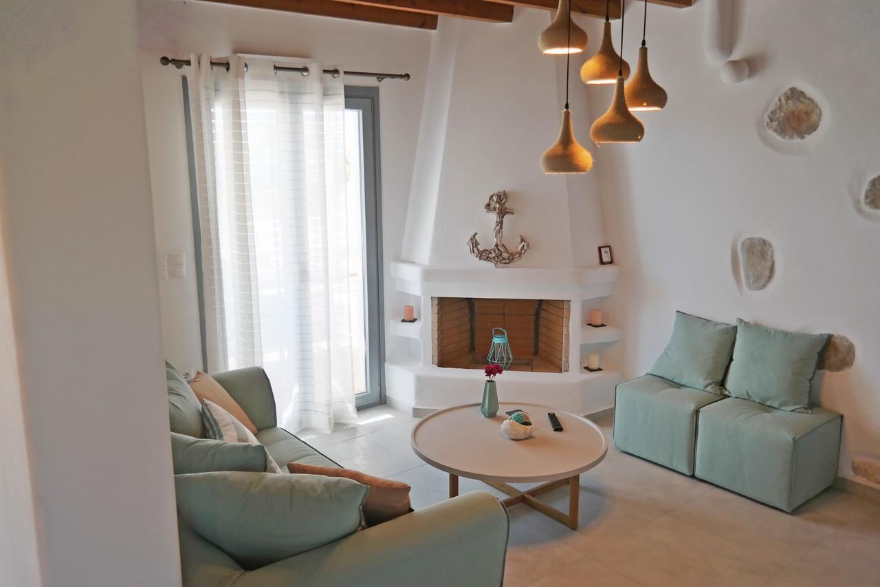 Salinus Beachfront Private Pool Villas Plaka  Exterior photo