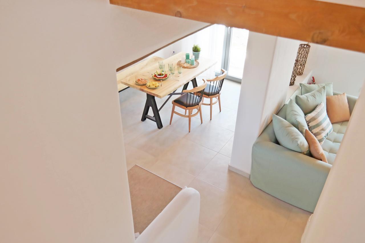 Salinus Beachfront Private Pool Villas Plaka  Exterior photo
