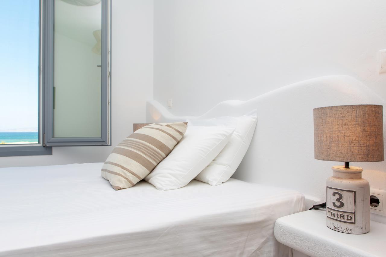 Salinus Beachfront Private Pool Villas Plaka  Exterior photo